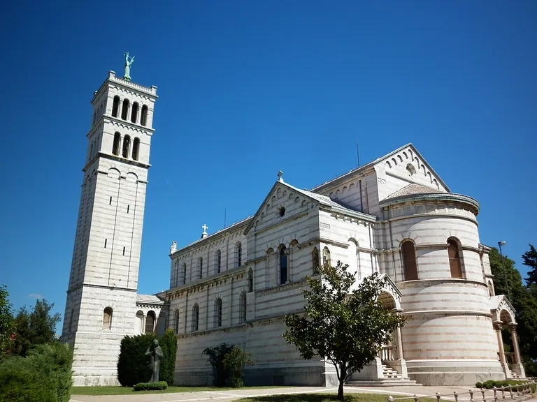 Župa Gospe od Mora, Pula